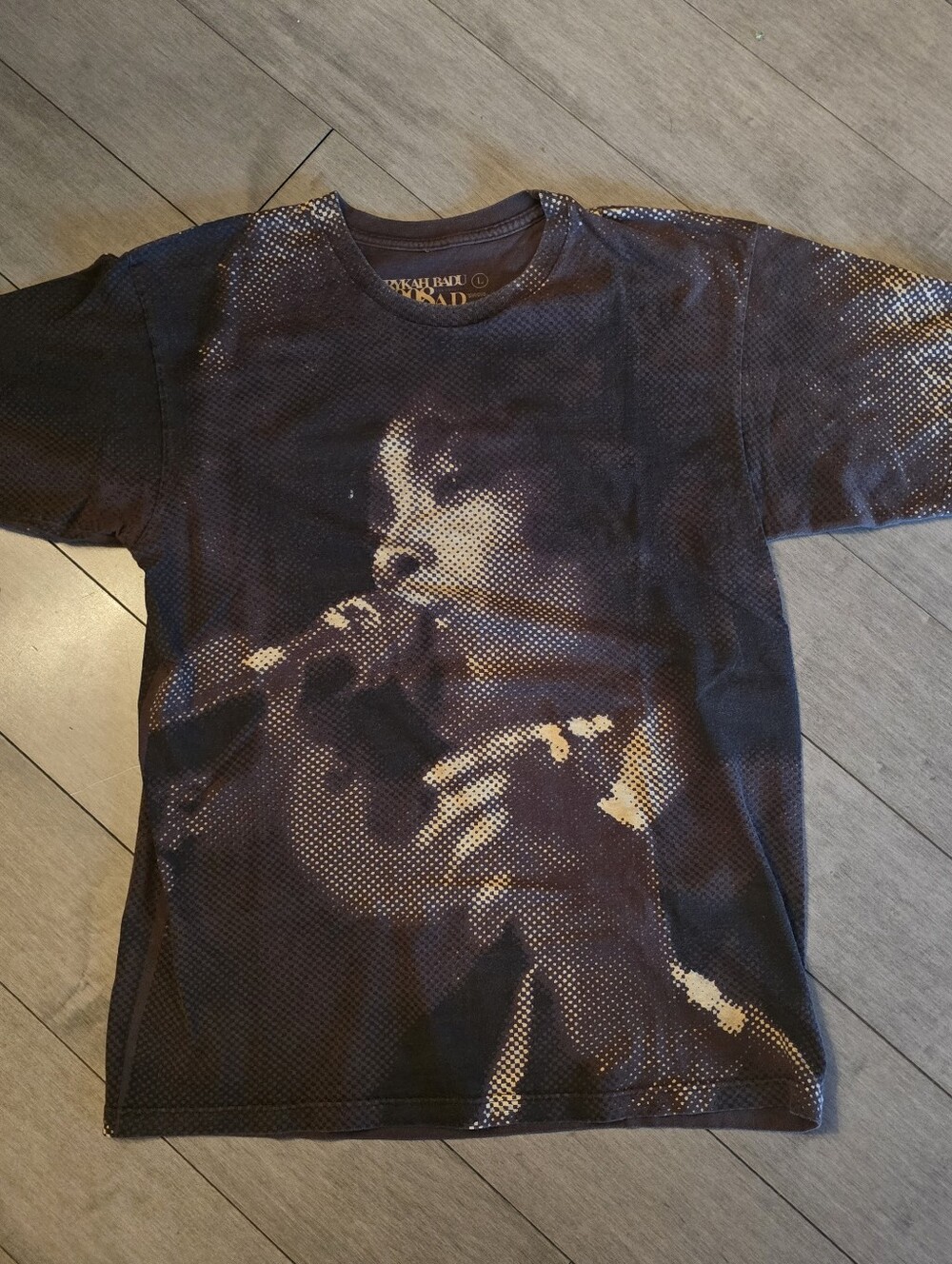 VINTAGE GENUINE Erykah Badu 2008 Concert T shirt  Large